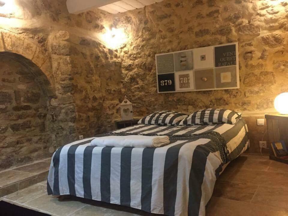 Le Petit Tresor Du Luberon Villa Ménerbes Exteriör bild