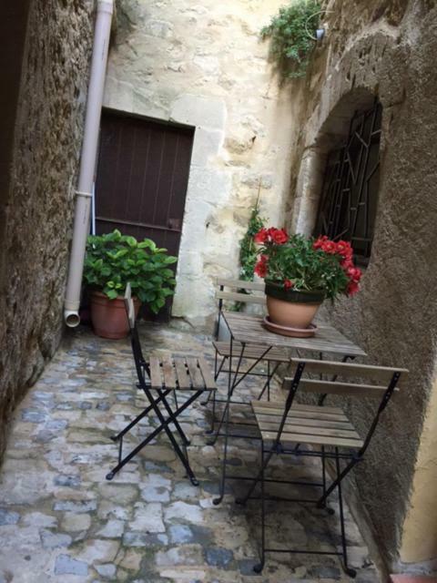 Le Petit Tresor Du Luberon Villa Ménerbes Exteriör bild